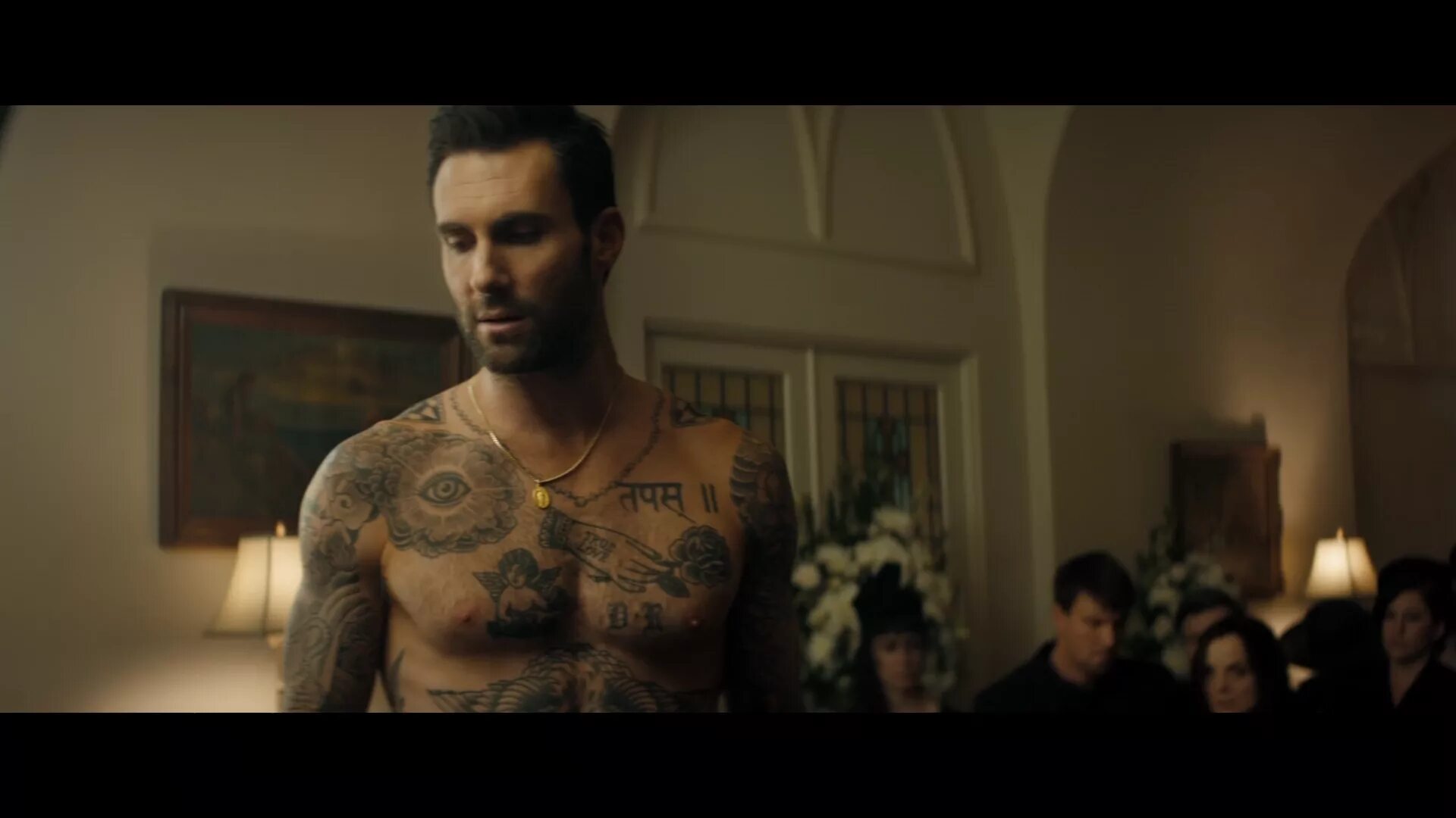 Maroon summer. Maroon 5 wait. марун 5 вайт. марун 5 зис саммер. wait maroon 5 клип.