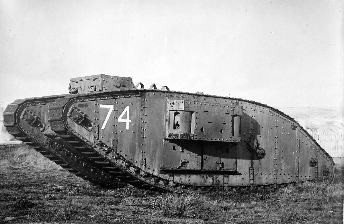 Где появляются танки. Mark 1 1916.