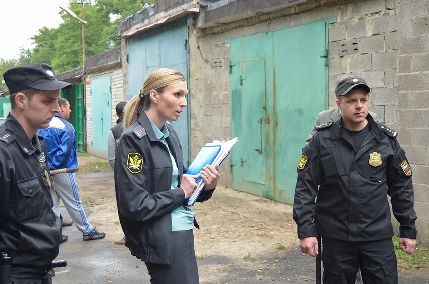 Судебный притавы и деньги. Судебные приставы незаконны. Баталова марина ивановна пристав исполнитель в кудымкаре. Судебные приставы рейд. Должники фссп.