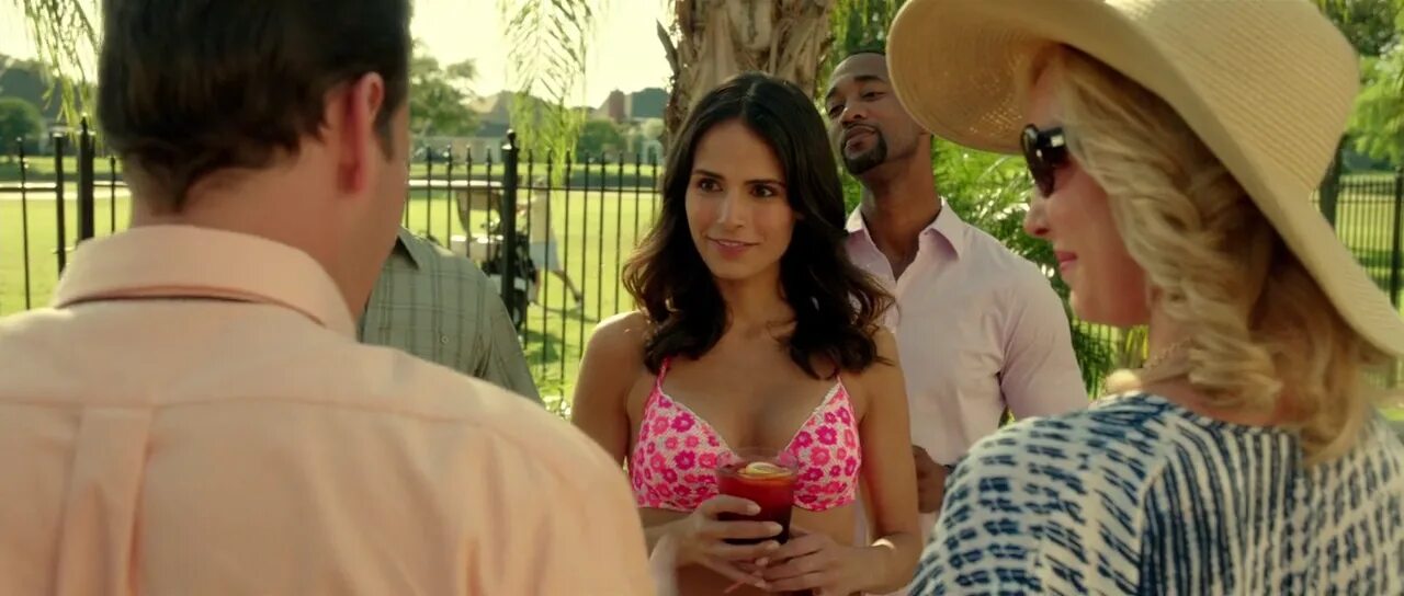 Дом ада 2015. Jordana brewster home sweet hell. север ада фильм 2015. дом милый дом фильм 2015. север ада фильм 2015 кадры.