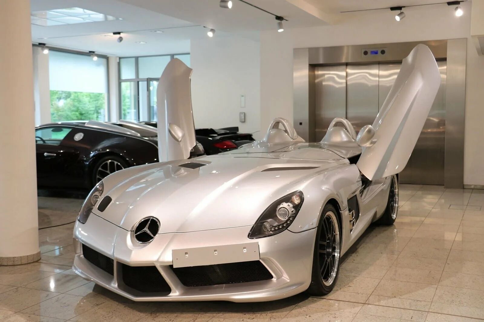 Дорогой мерс. SLR Stirling Moss. Самая дорогая машина Мерседес. Эксклюзивный Мерседес. Самый дорогой Мерседес.