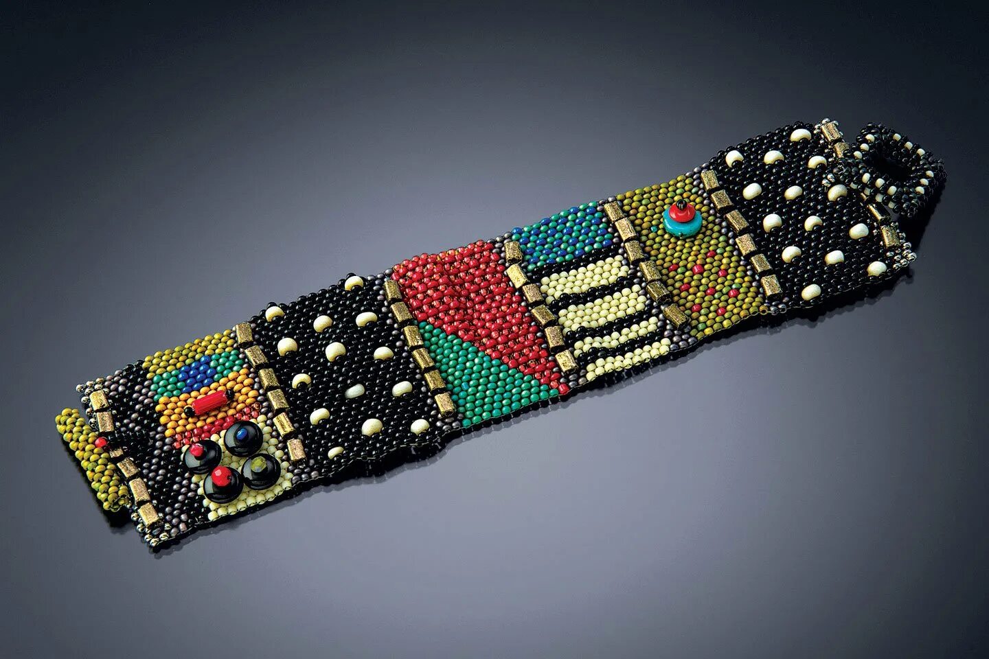 Плетение бисером браслеты. Браслет пейот из бисера. Виды браслетов из бисера. Трехрядный браслет из бисера. Браслет из бисера.