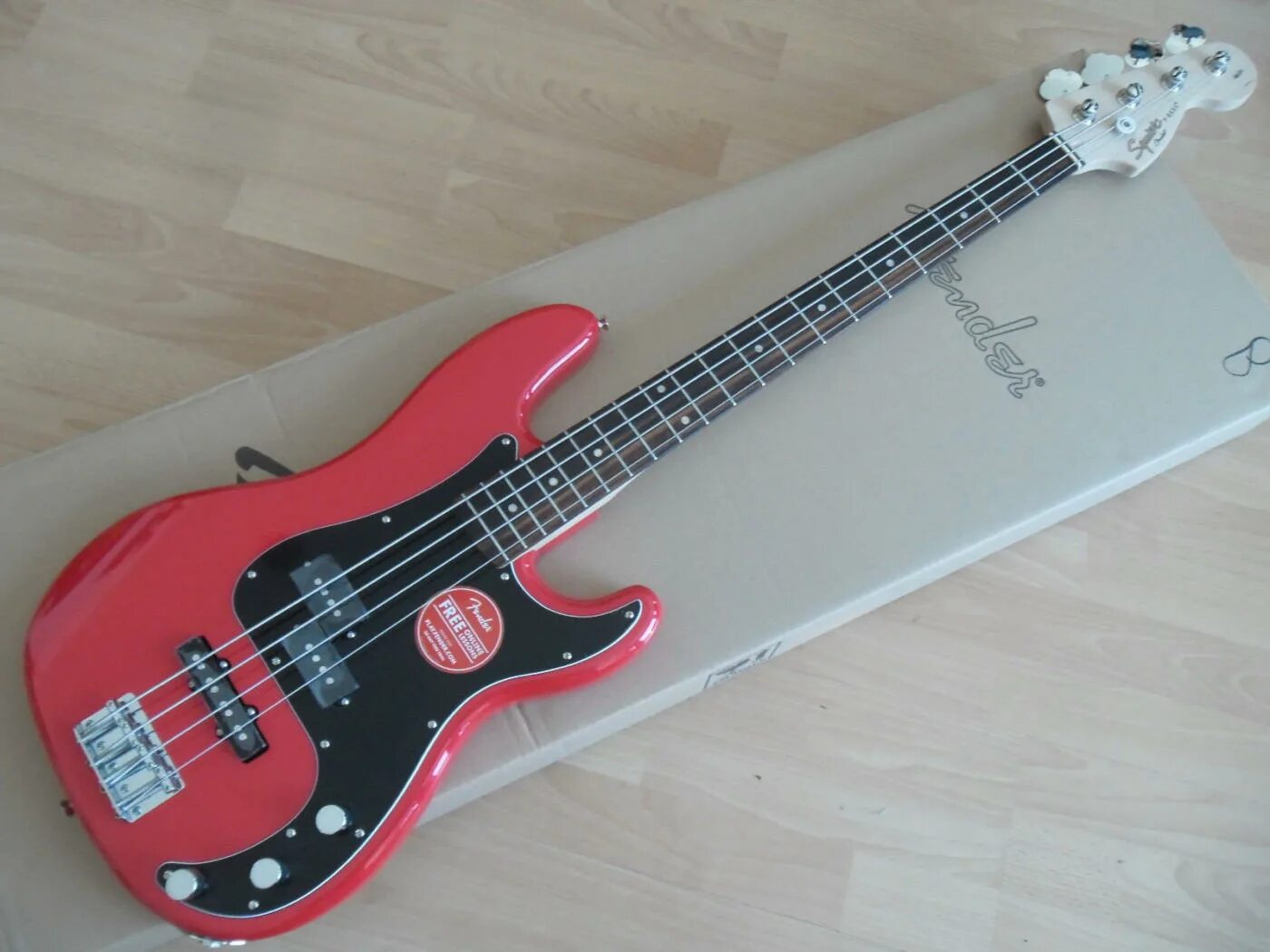 Squier Affinity Precision Bass PJ 2021. PJ Bass Red. Squier Affinity p Bass PJ BL. Fender Affinity Mustang Imperial BLUEMODDED. Pj bass