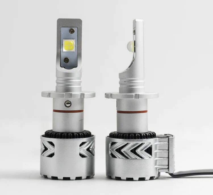 Лед лампы d2s. Лампа d4s led. d2s led лампы. лампа led d4r. цоколь d2s led.