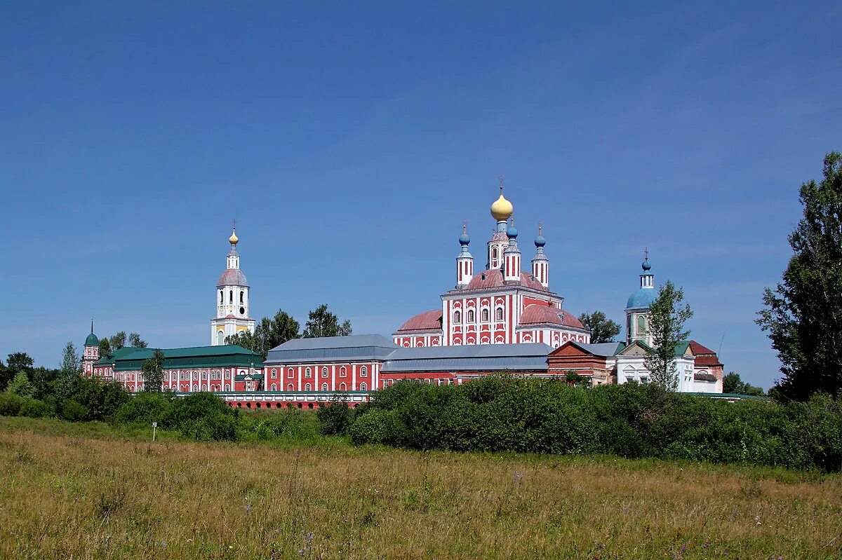 Сайт санаксарского мужского монастыря. Рождество-Богородичный Санаксарский монастырь. Санаксарь монастырь Мордовия. Мужской монастырь в Мордовии Санаксарский. Рождество Богородицкий Санаксарский монастырь.