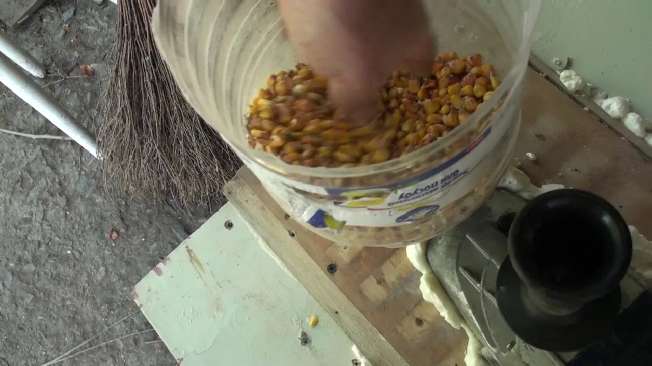 Как измельчить кукурузу