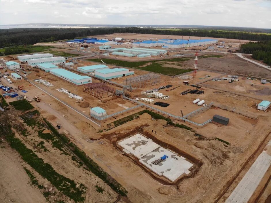 П усть луга р н кингисеппский. Газоперерабатывающий комплекс усть луга. газоперерабатывающий комплекс в усть-луге. усть луга стройка газпром. усть-луга городок строительный велесстрой.