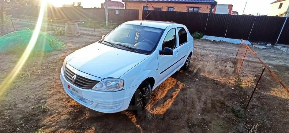 Авито логан волгоградская область. Рено логан 2 2010. Рено логан 2011г. Авито логан волгоградская область. Renault logan 2011.