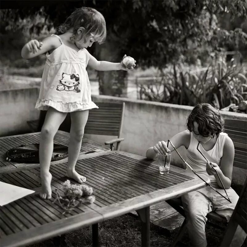 Family nudism foto