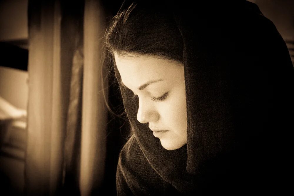 Философские иллюстрации. Профиль лица мужчины. Человек в профиль. Глубоких раздумий. Глубоких раздумий.