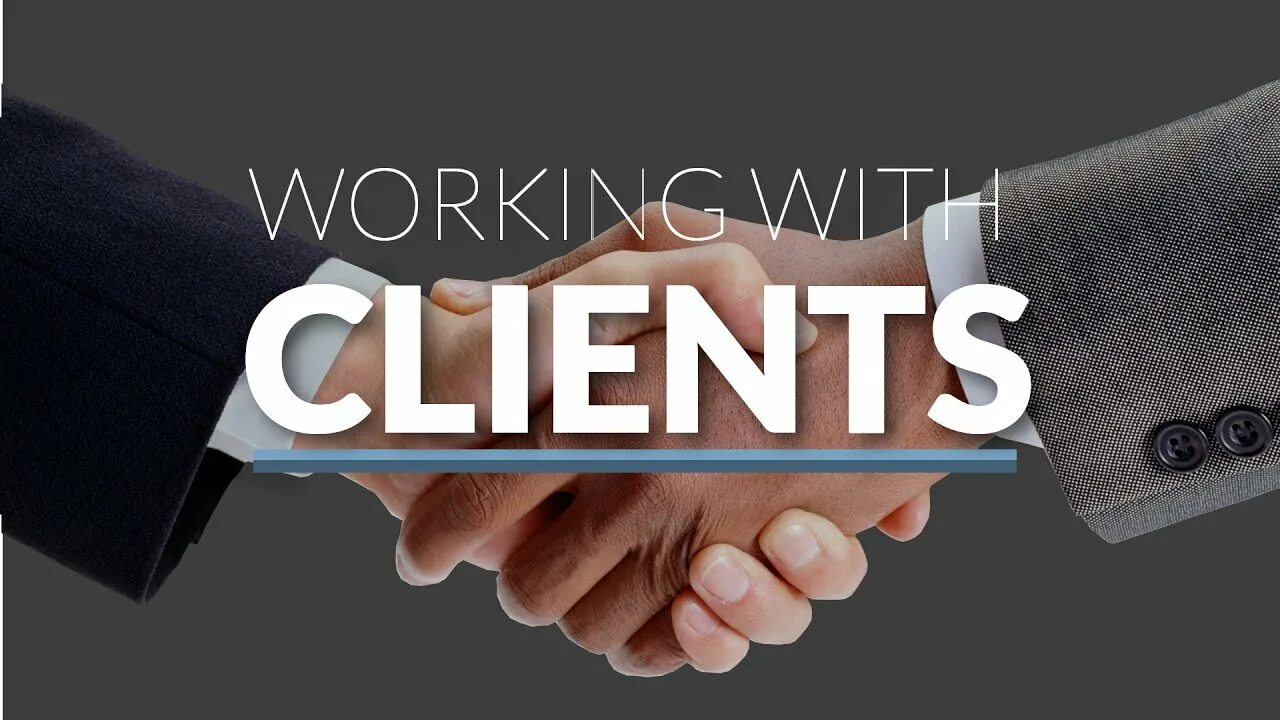 Специалисты по клиентскому опыту. Маркетинг люди. Люди в офисе. Кабинетное интервью. Люди с 3suisses.