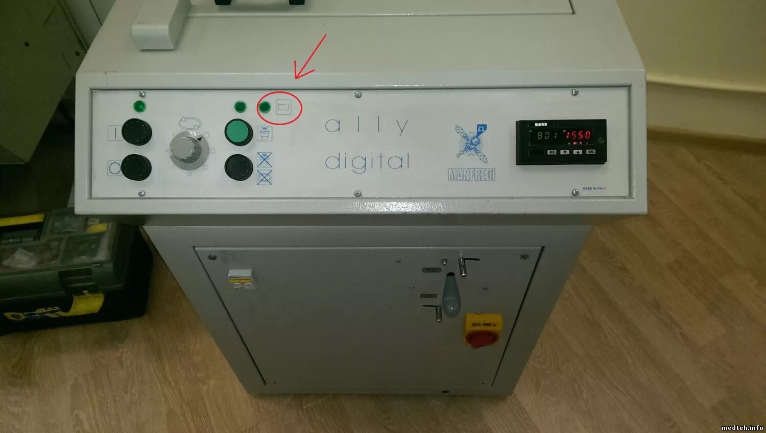 Bego nautilus t индуктор. Индукционная печь аверон. Литейная установка. Литейная установка аверон. Зуботехнический литейный аппарат анод.