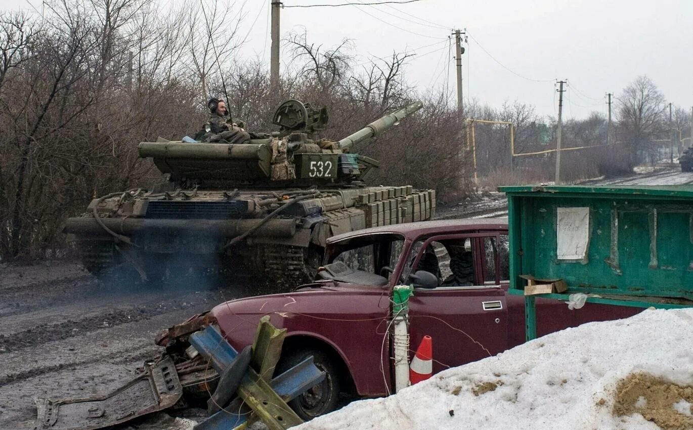 Сво от ополчения. Украинские танки в Донецке. Ополчение танки в Донецке. Украинские танки вошли в пригород Донецка. Сводки от ополчения Новороссии.