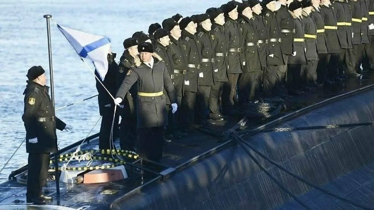 Моряки-подводники ВМФ России. Моряки подводники России. Военно-морские силы РФ подводники. Моряки подводники подводные лодки России. Военный моряк подводник