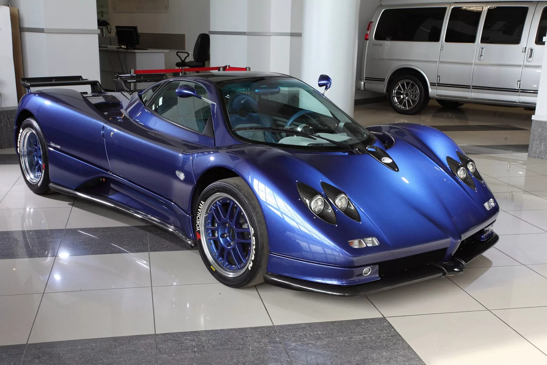 Пагани зонда 1. Pagani zonda 760 rs. Pagani zonda c12 f. Зонда магазин. Пагани зонда 2022.