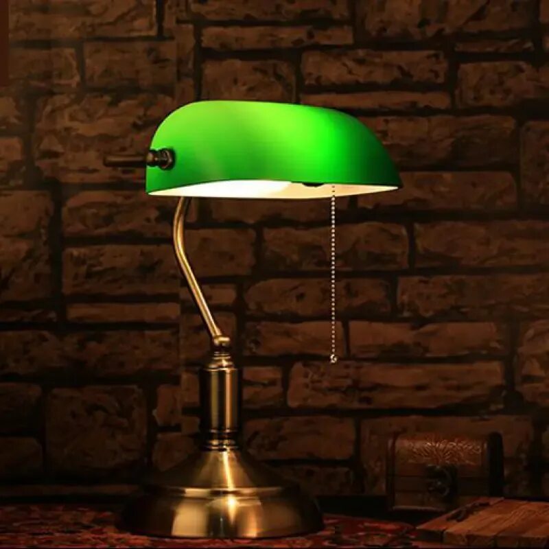 Зеленый абажур. Зеленая лампа Ильича. Настольная лампа Roser Green Table Lamp. Лампа с зеленым плафоном el 7513. Зелёная лампа Грин.