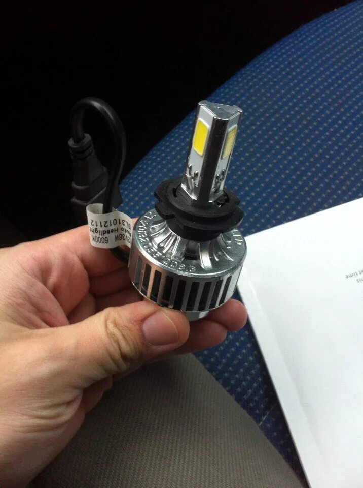 Какие лампы пассат б3. Wv passat b6 2008 лампа ближнего света. Лампы в ближний свет пассат б3. Какие лампы пассат б3. Какие лампы пассат б3.