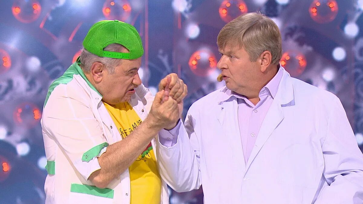 Юморина самое смешное. Юморина самое смешное. День смеха в англии. Юморины лучшее. Костюмированное шествие.