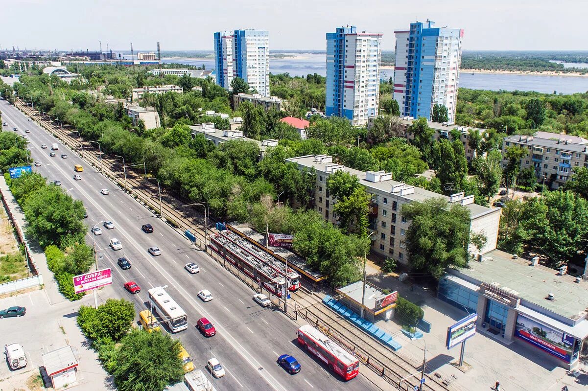 Пр волгоградский волгоград. Волгоград Центральная улица. Проспект Ленина Волгоград Краснооктябрьский район. Проспект Ленина сверху Волгоград. Волгоград 2000 год.