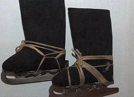 Коньки снегурки на валенках