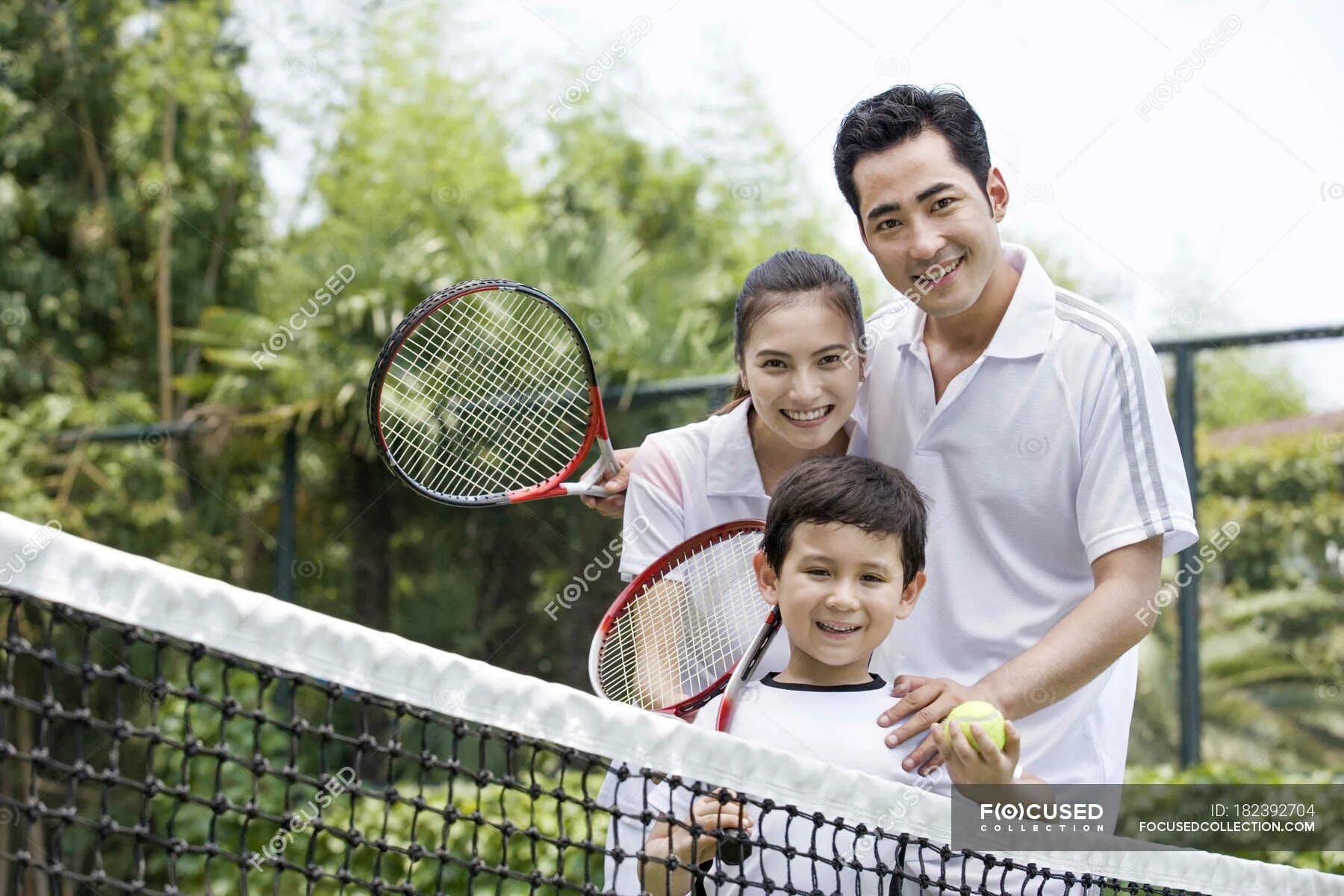 Теннис фэмили. Теннис всей семьей. Family tennis нахабино. Теннис дети. Теннис фэмили.
