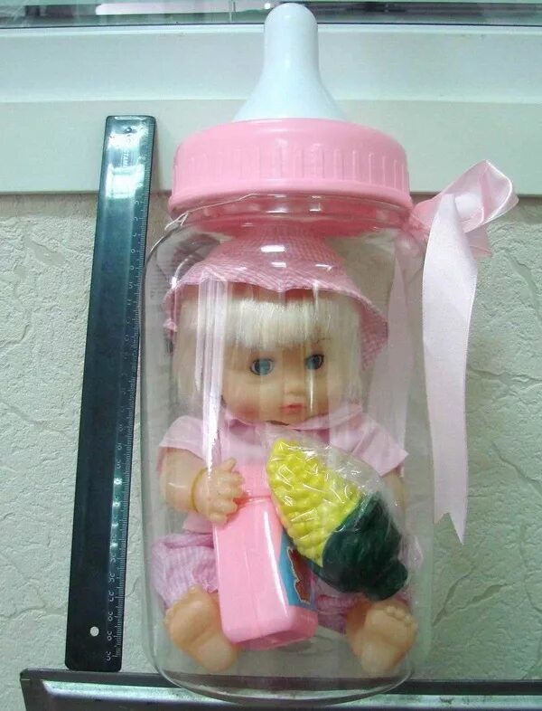 Игрушечную бутылочку