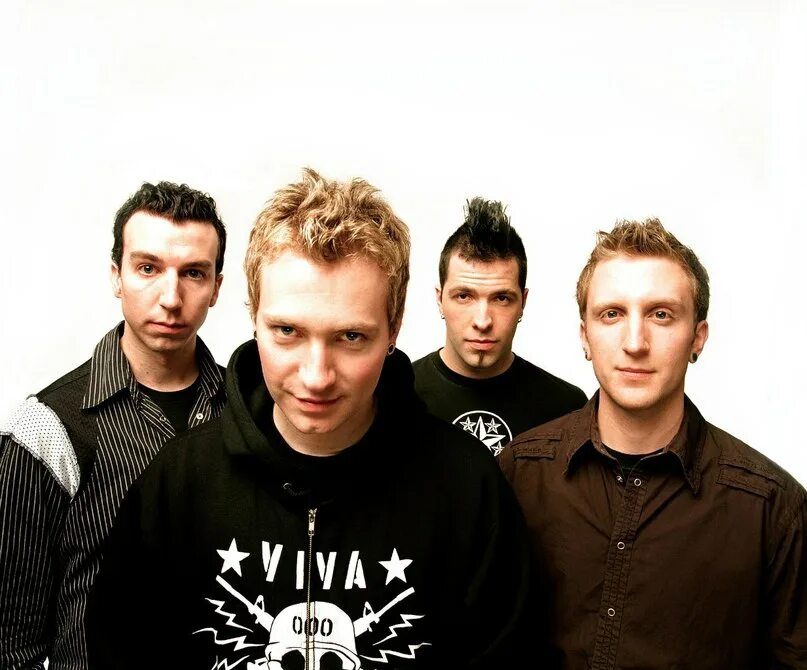 группа thousand foot krutch. Thousand foot krutch 2022. Courtesy call thousand. Thousand foot krutch courtesy call. Thousand foot krutch courtesy call обложка.