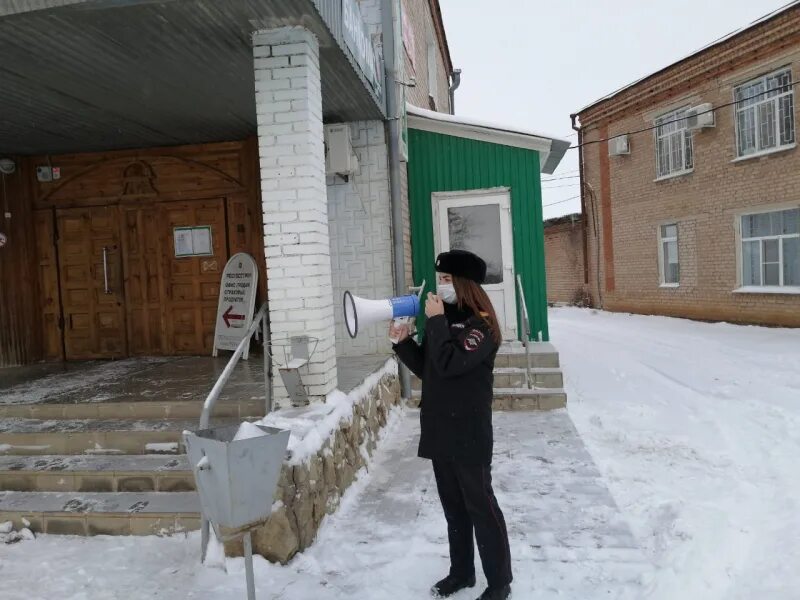 Курманаевский район село костино. Лабазы Курманаевский район Оренбургская область. Население Курманаевка Оренбургской области. Курманаевка районная больница.