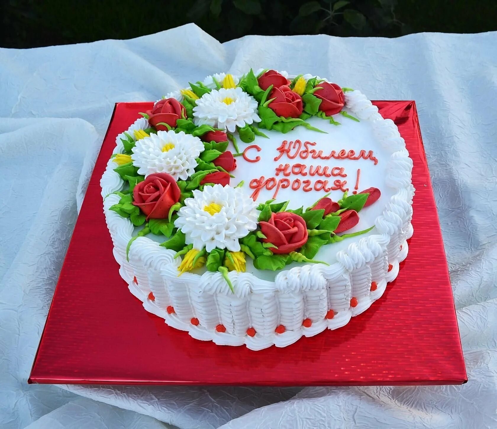 Торт кремовый. Торт на день рождения женщине. Торт на юбилей. Торт для мамы. Подарок маме торт