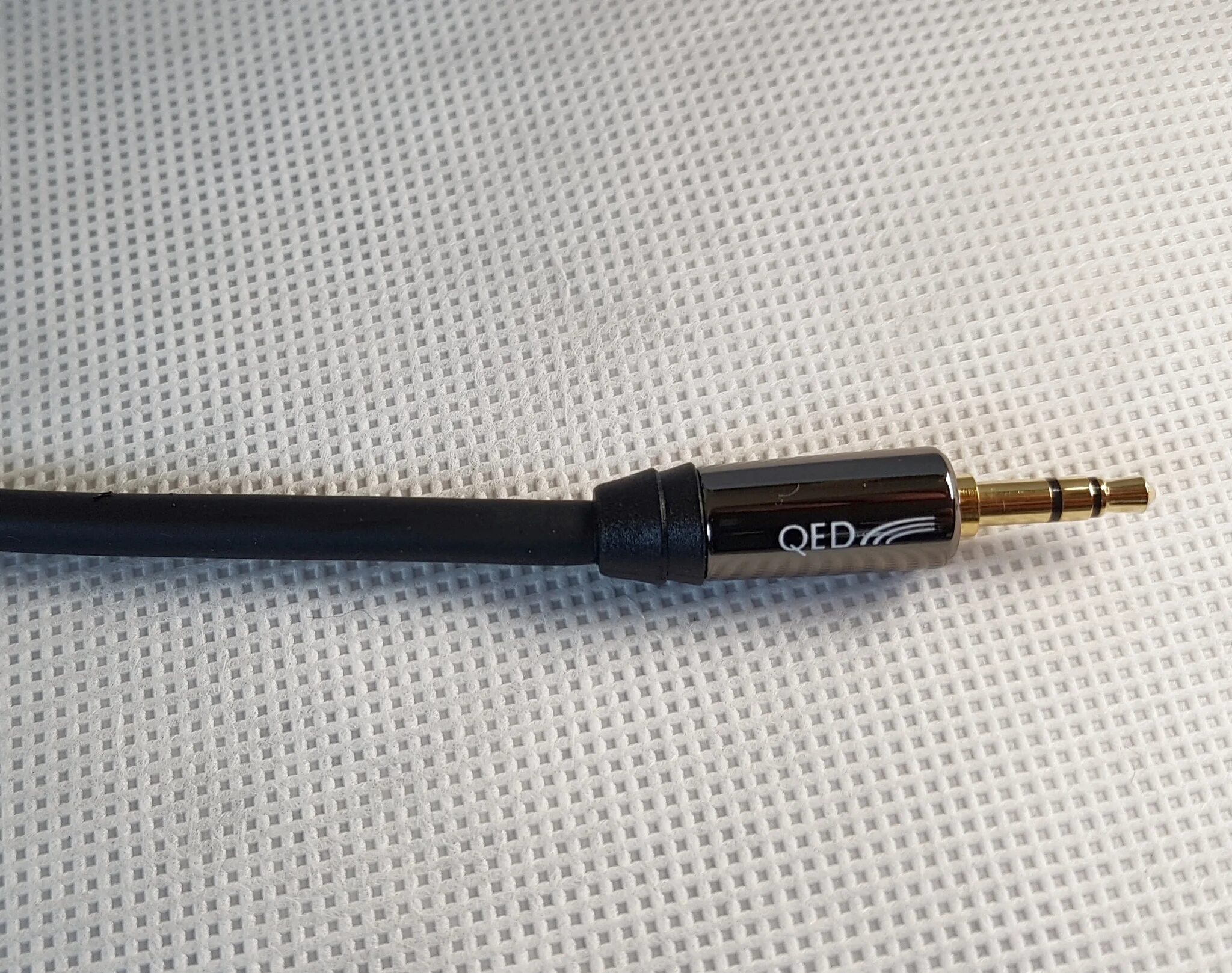Qed performance. Qed (qe6500) performance j2p graphite 1.5m. qed performance graphite 3.5mm 1.5m. qed performance audio 2. qed performance digital audio (qe9025).