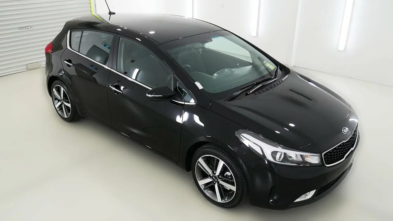 Kia Cerato 2021 черная. Киа Серато 2022 черная. Kia Cerato 2018 черный. Kia Ceed 2022 хэтчбек черная. Хэтчбек черного цвета