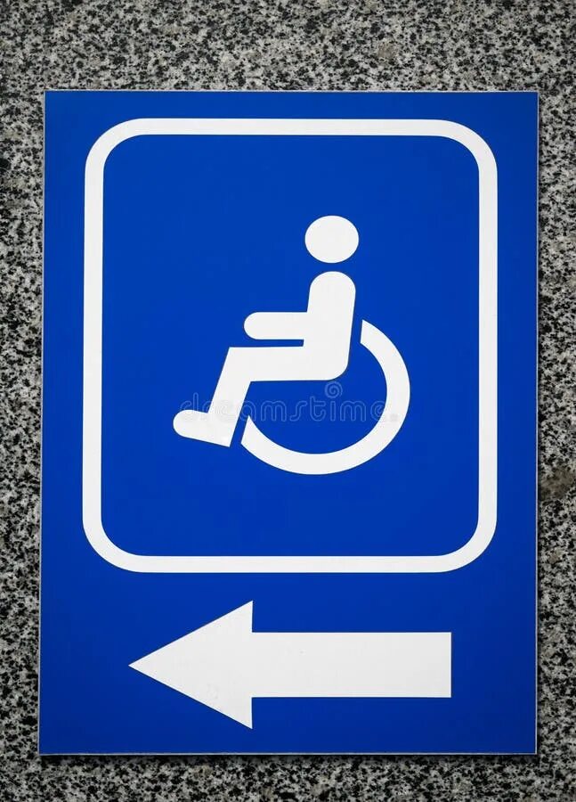 Направление доступной. Табличка пандус для инвалидов. Знаки доступности для инвалидов. Табличка парковка для инвалидов. Табличка инвалид со стрелкой.
