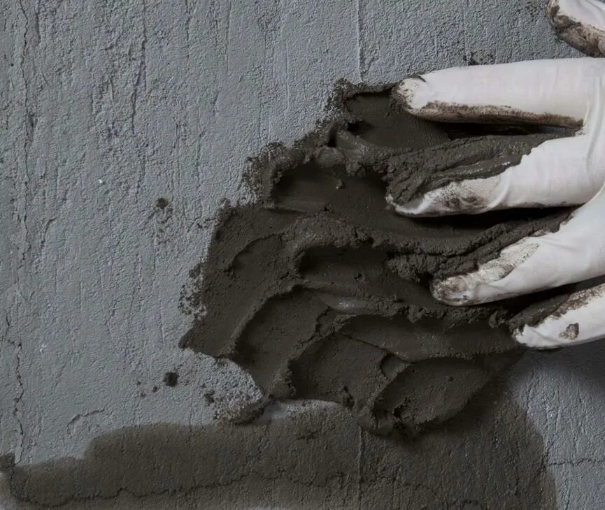 Заделка отверстия в бетонной стене. Вымывание растворного шва. Устранение протечек в бетоне. Гидропломба для скважины. Течь в бетоне.