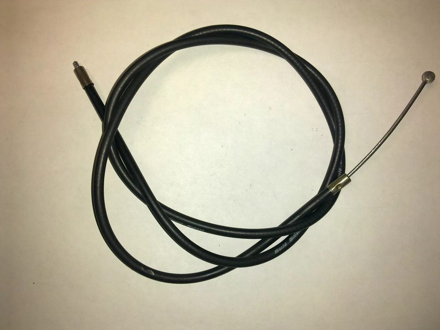 Регулировочная муфта тросиков газа на муравьи. Трос топливного корректора. Трос топливного корректора иж планета 5. Трос топливного корректора рысь 440. Топливный корректор иж.
