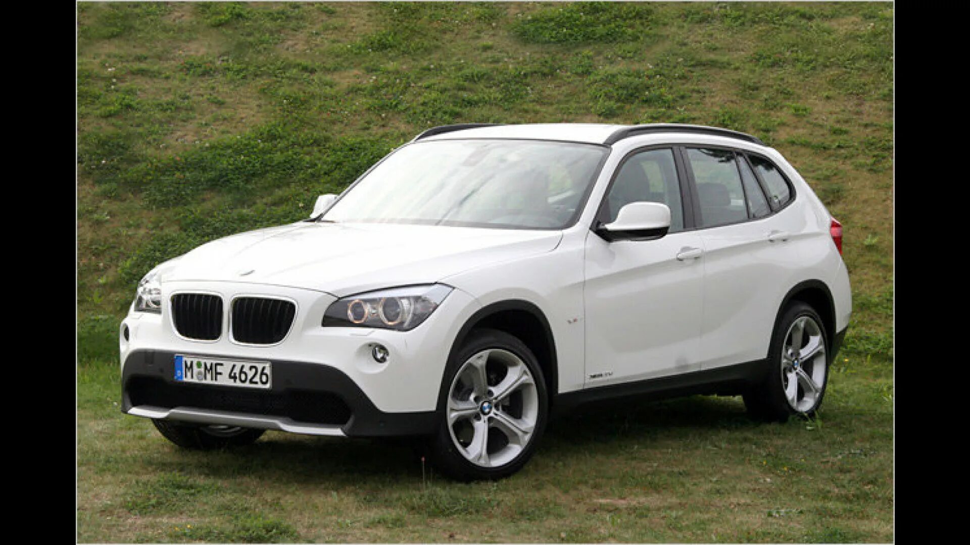 X 1 является. BMW x1 2013. БМВ x1 2005. БМВ x1 2000. БМВ x1 2007.