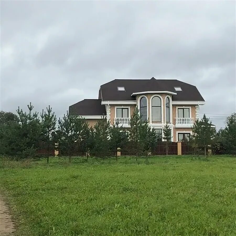 Загородный дом фото. Рождествено недвижимость. Рождествено недвижимость. Рождествено недвижимость. Рождествено коттеджный поселок митино фото.