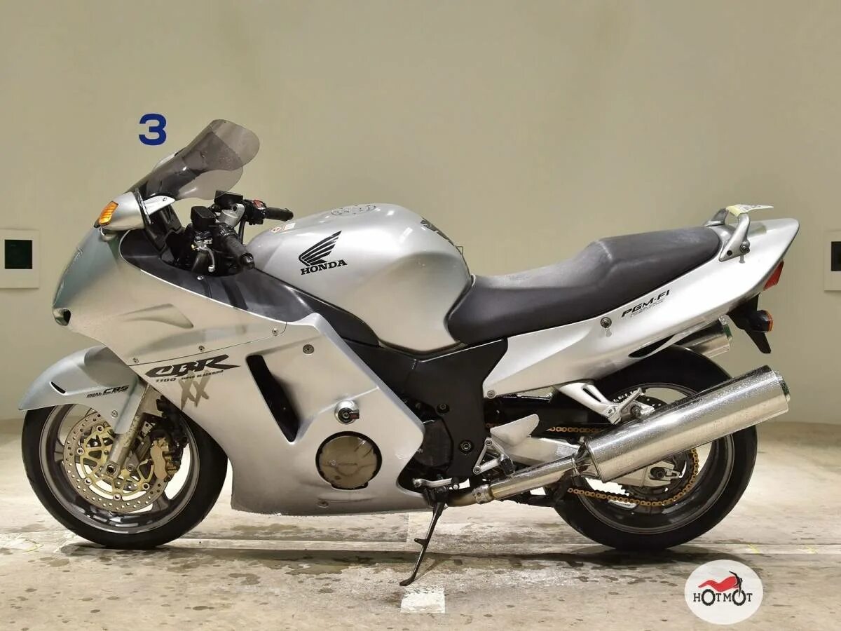 Honda cbr 1100 дрозд. Honda 1100 blackbird. Хонда сбр 1100. Хонда cbr 1100 хх. Дрозд хонда xx 1100.
