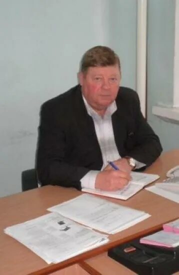 Ветеринария алтайского края фото. Руководитель ветеринарной службы алтайского края. Управление ветеринарии алтайского. Ветеринарная служба алтайского края. Ветеринарная служба алтайского края логотип.