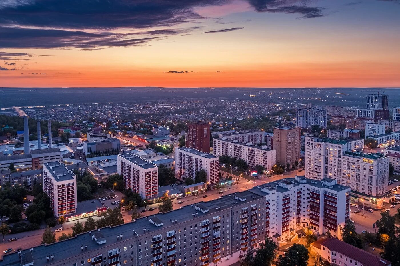 Начало города уфы. Город Уфа с птичьего полета. Башкирия Уфа с высоты. Центр Уфы с высоты птичьего полета. Уфа вид сверху.