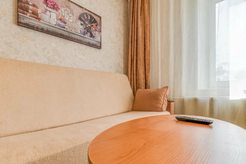 3х местный номер. Административно-деловой центр новатор. Мини отель. Комната новаторов. Ул.