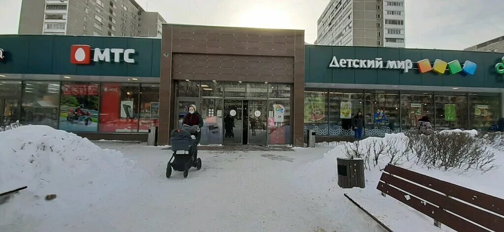 Перекресток ясенево. Перекресток Саянская 8. Шипиловская 50 перекресток. Г. Москва, ул. Саянская д. 8а. Перекресток Ямашева 93.