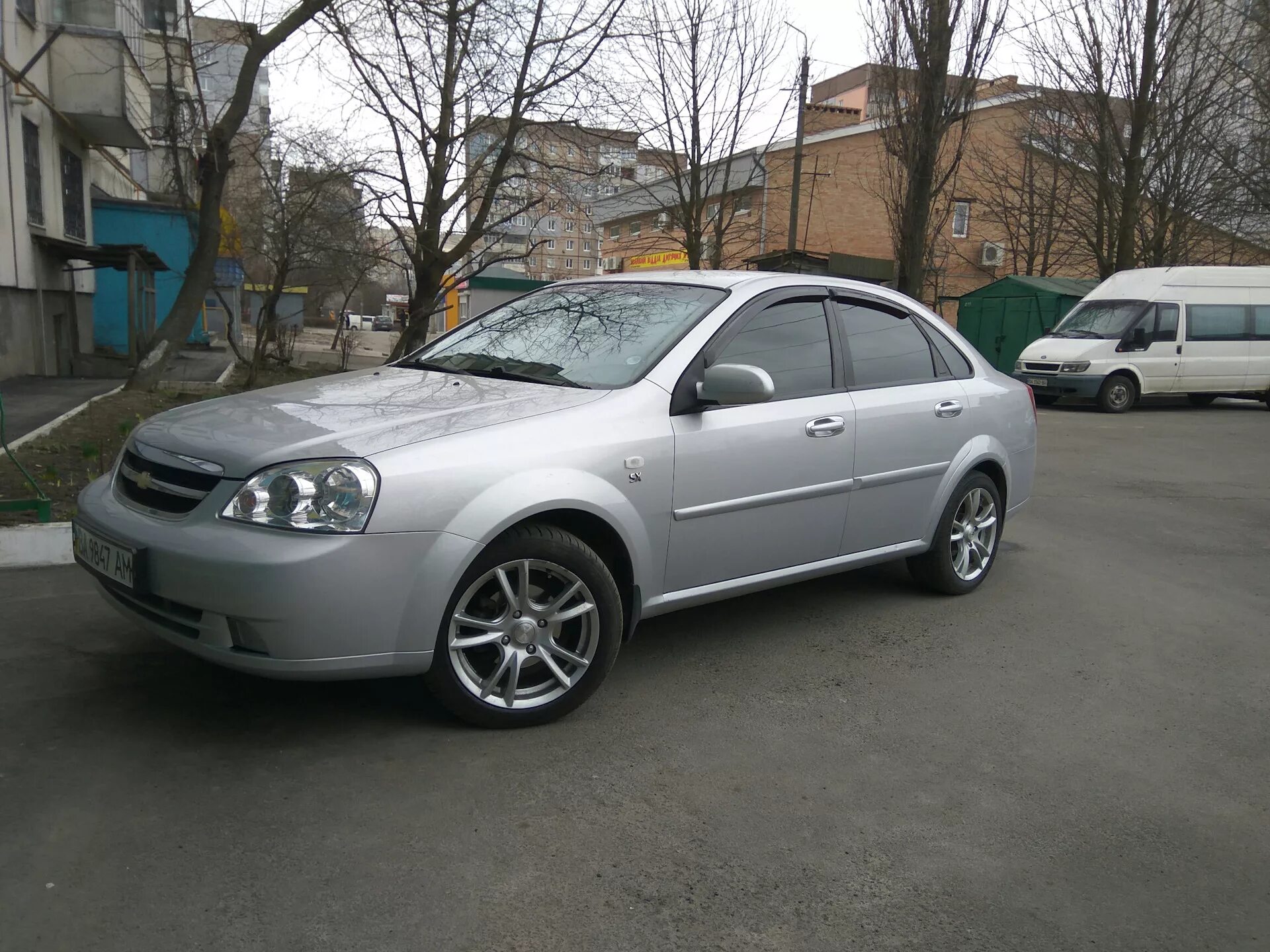 Chevrolet Lacetti r16. Лачетти седан r16. 205 50 R16 Лачетти. R16 на Лачетти. Колеса лачетти купить