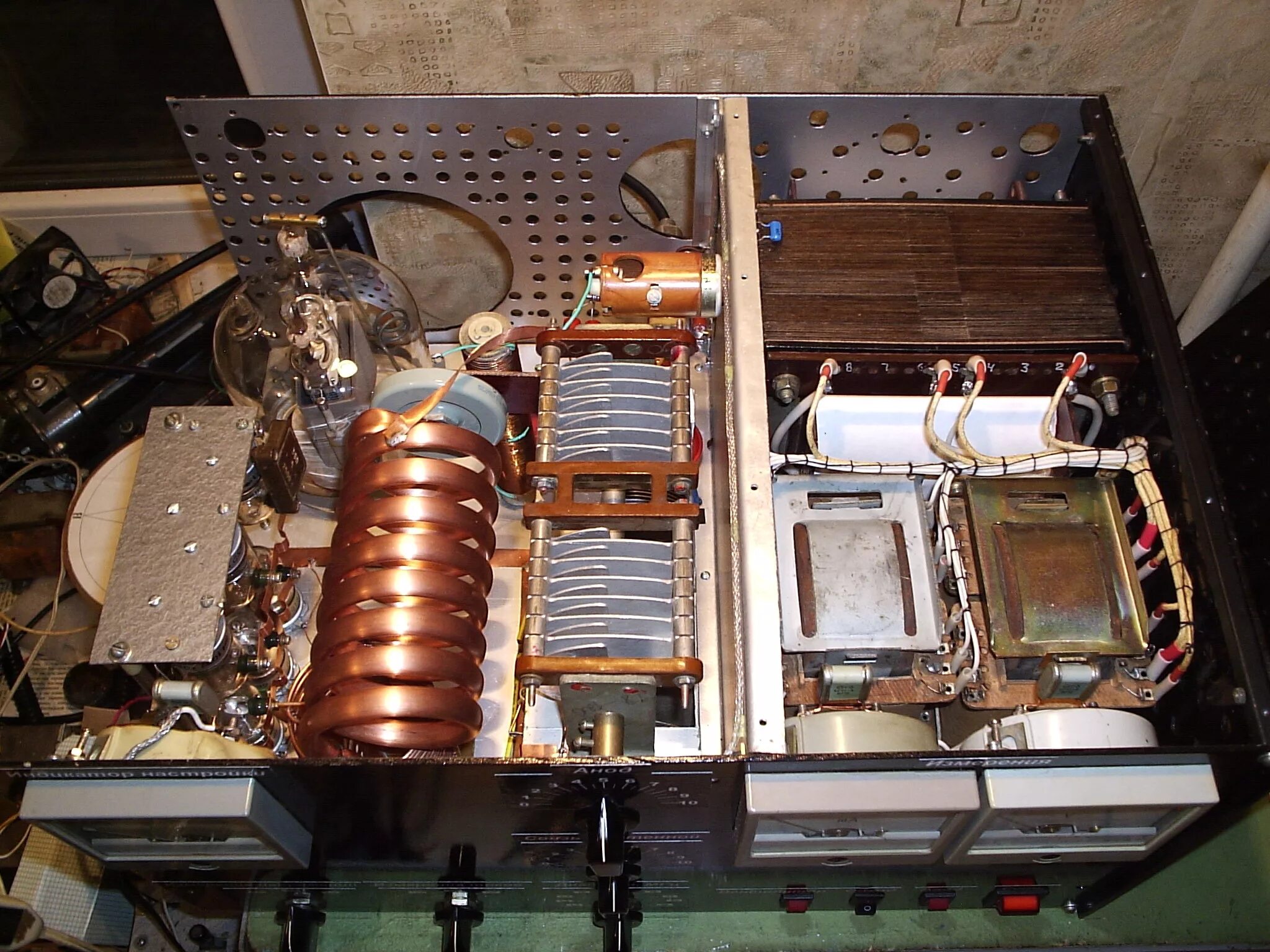 Усилитель кв на гу-81м. Усилитель кв на гу-81м. Усилитель мощности на лампе гу 81м. Усилитель мощности на лампе гу 81м. Кв усилители мощности на лампах гу-81м.