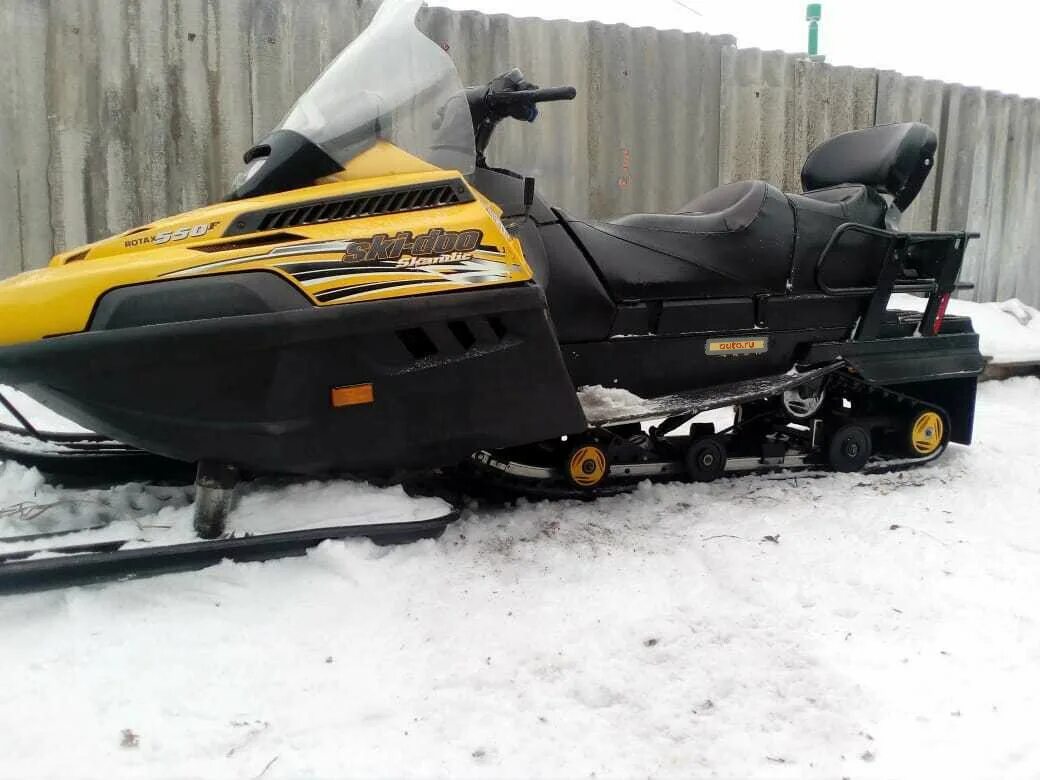 Купить снегоход брп в россии. BRP Ski-Doo 2023. КПП Скандик 550 2007. БРП С двумя гусянками. Продам BRP Ski-Doo Skandic 550 зима.