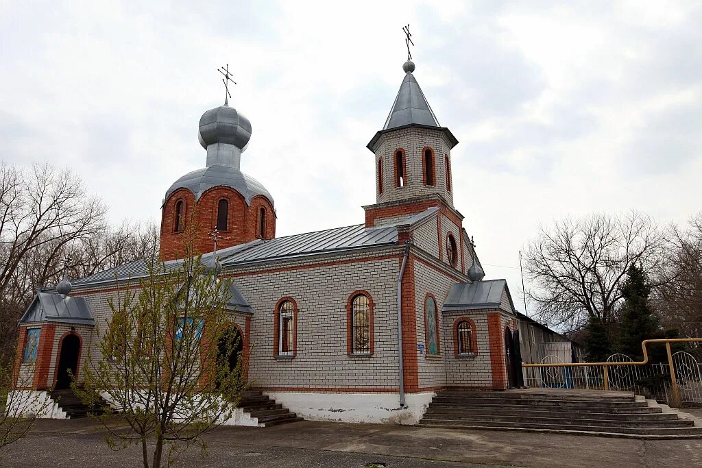 Станица Курская храм. Ставропольский край Курский район станица Курская. Ставропольский край Ростовановка храм Георгия Победоносца. Станица Ростовановская Ставропольский.