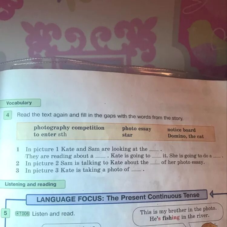 Read the dialogue and fill in the. Fill in the gaps with the Words. Fill in the gaps with the Words английский язык. Read the text and fill in the gaps. Read the text and fill in the gaps with the Words.