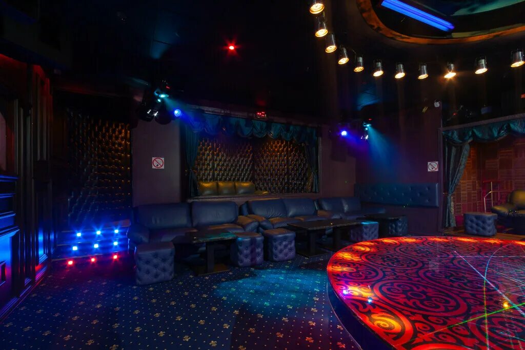 бар 911 екатеринбург. клуб 911 в москве. 911 екатеринбург. Mens 911 club екатеринбург. ночной клуб внутри.