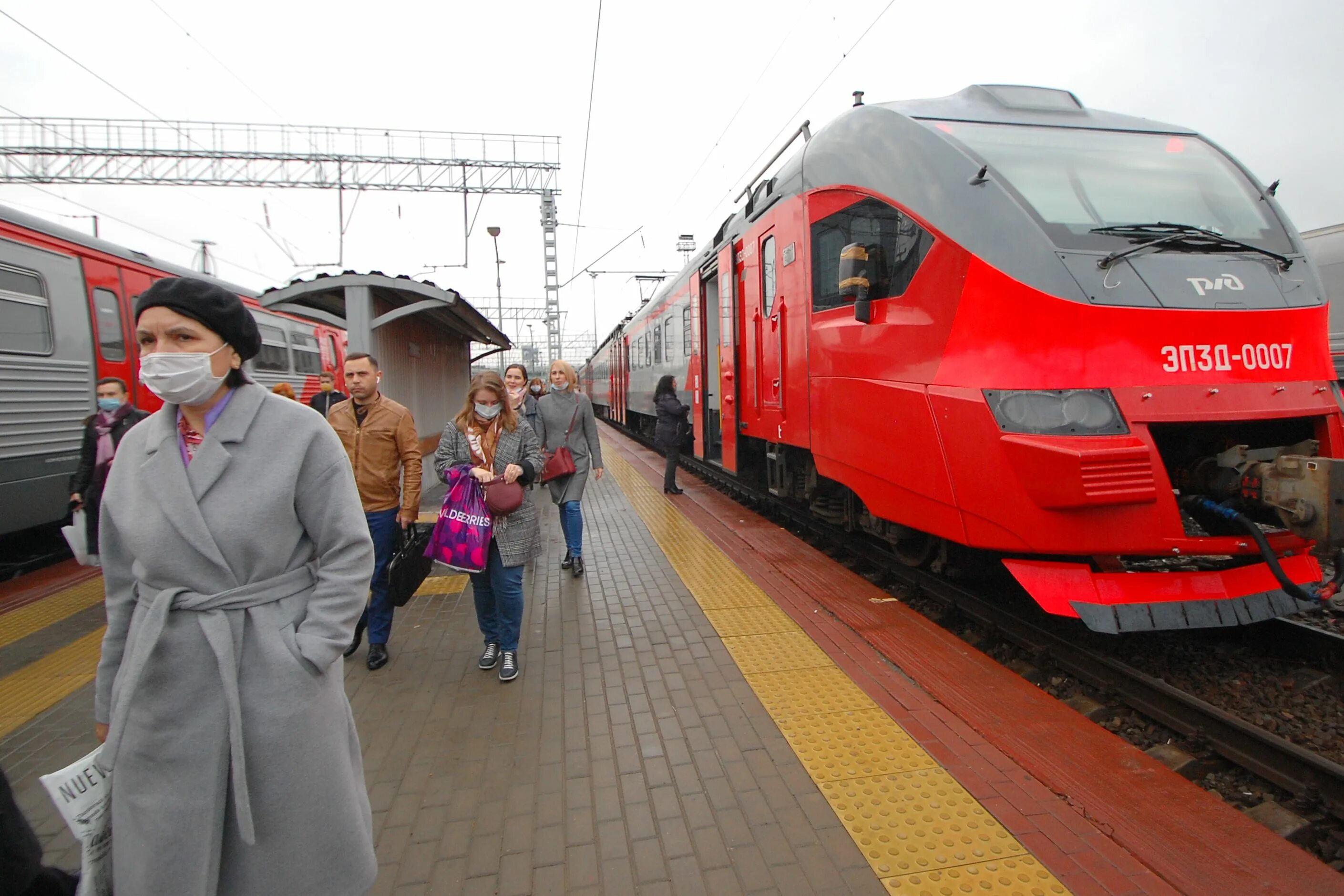 Электрички таганрог ростов новое. Ростов на Дону Таганрог электричка. Электричка Ростов Таганрог. Электричка Таганрог.