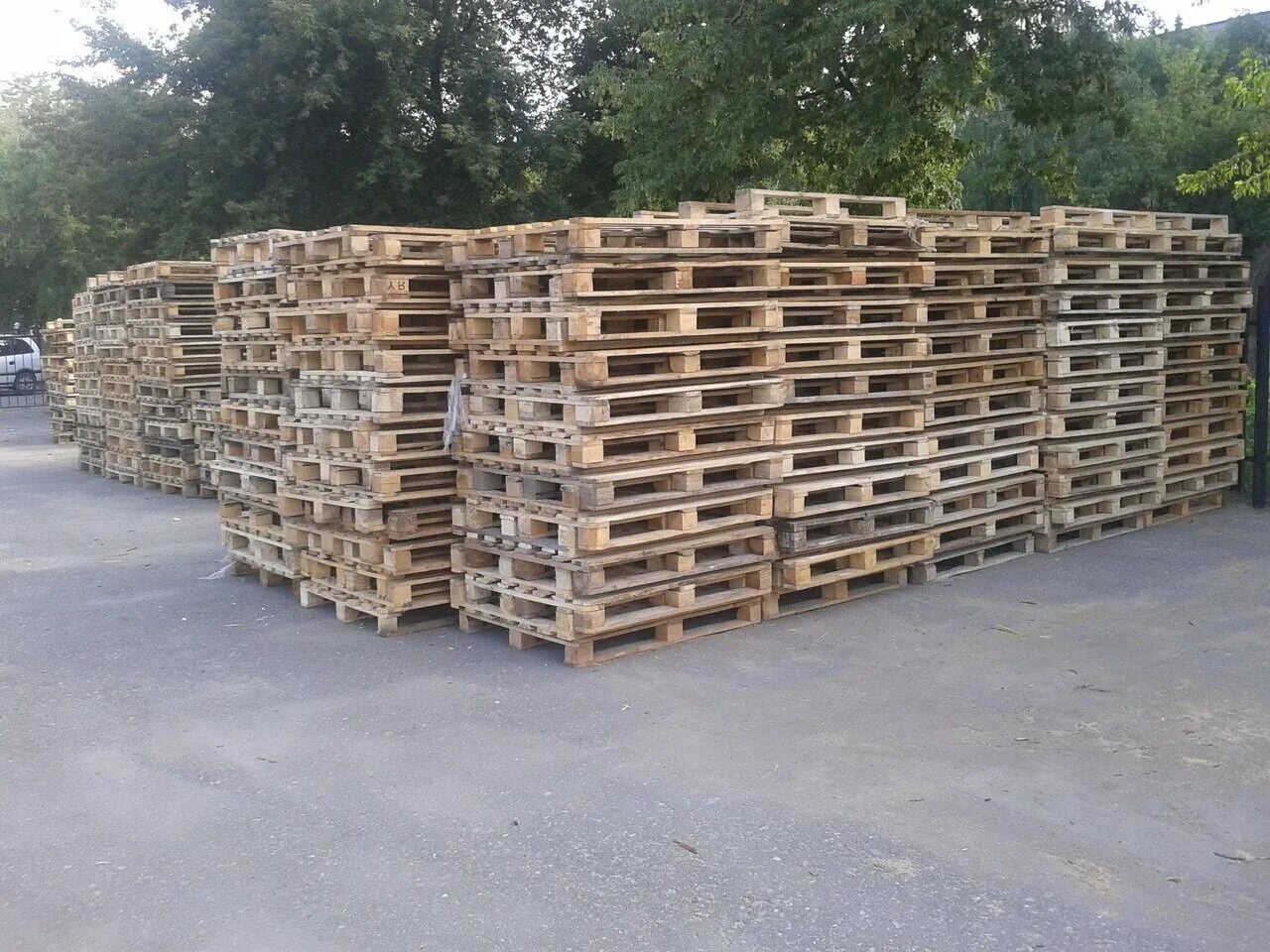 Продать европоддоны деревянные с клеймом EPAL