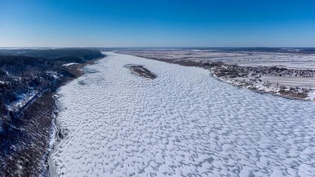 Ледоход на Томи 2023. Ледоход Томск 2023. Ледоход фото. Томь река ледоход 2023.